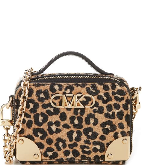 michael kors leopard print.